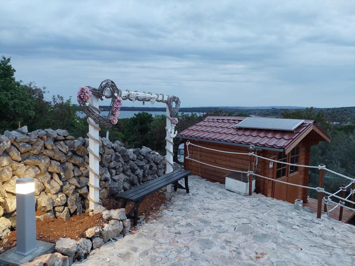 Holiday House Pulina ปูนัต ภายนอก รูปภาพ