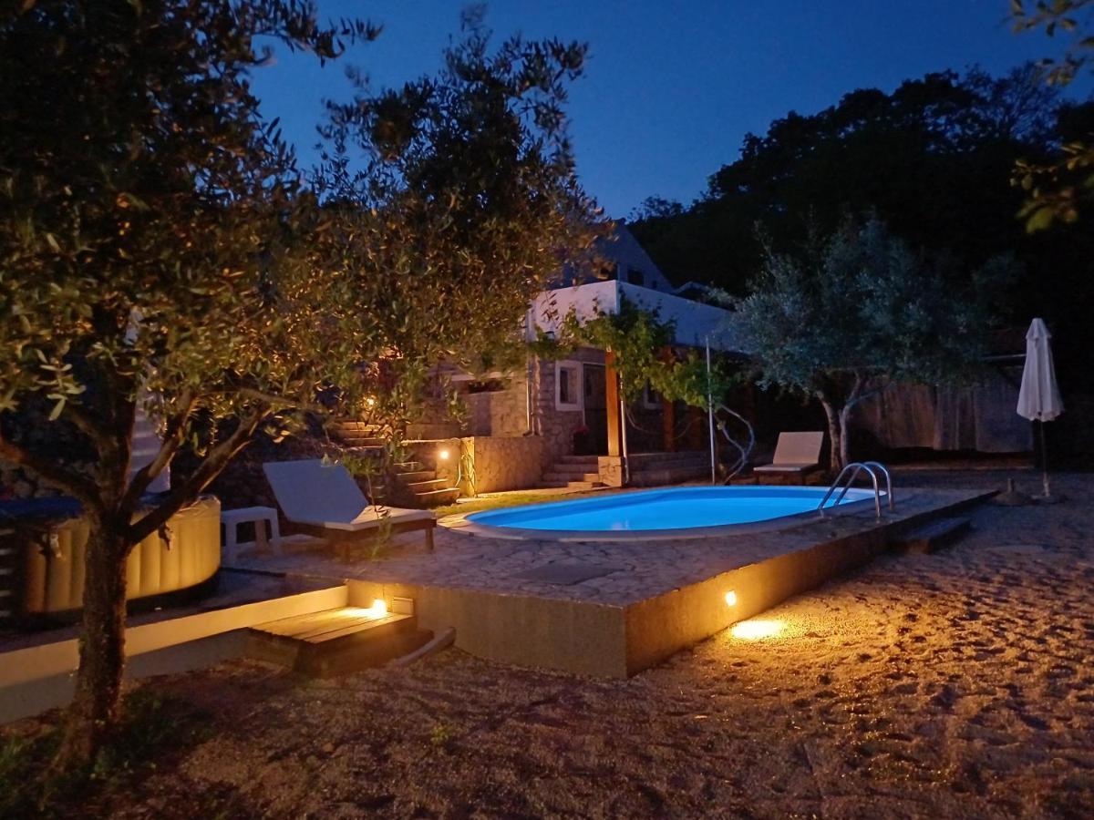 Holiday House Pulina ปูนัต ภายนอก รูปภาพ